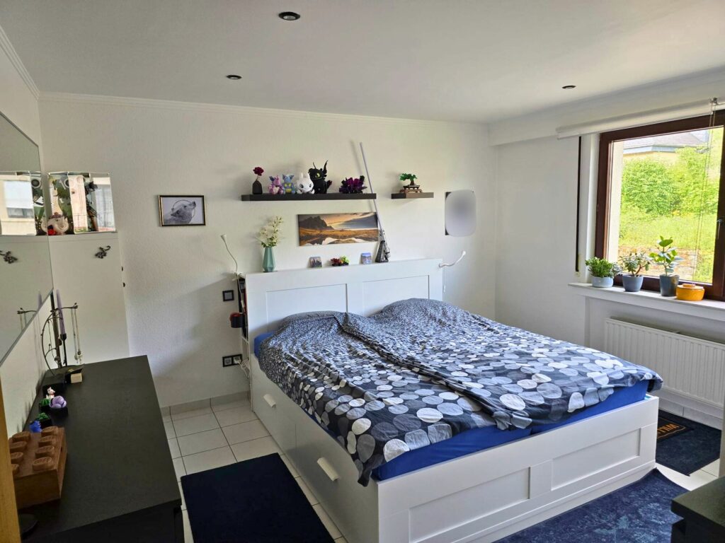 Schlafzimmer-1.jpg